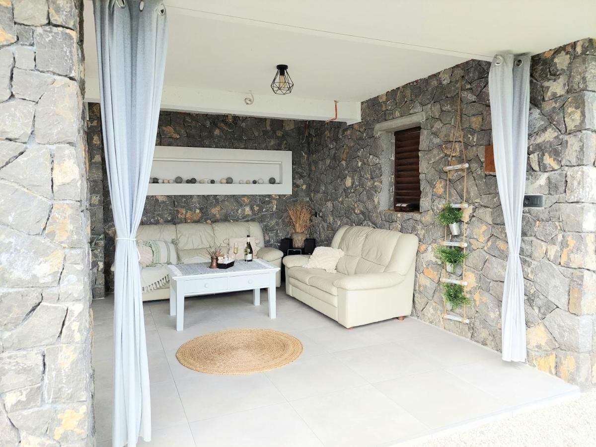 Vineyard Cottage Lan Na Hribu Semic Exterior foto
